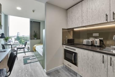 1 bed studio, Long Street, Shoreditch, London, E28HJ - Image 2